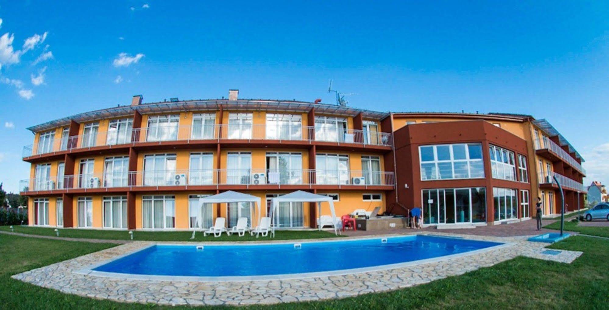 Kehida Family Resort Kehidakustany Exterior photo